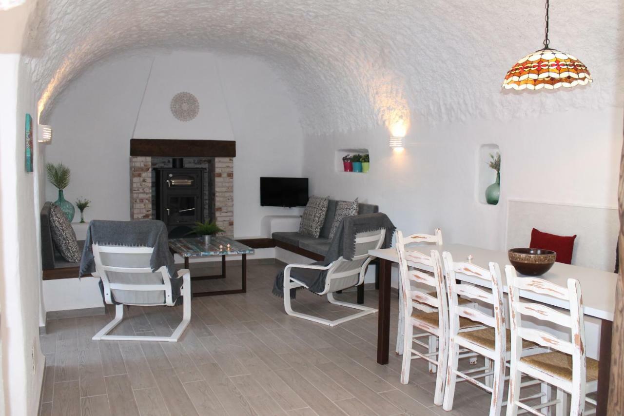 Cuevas Adonia Villa Freila Exterior photo